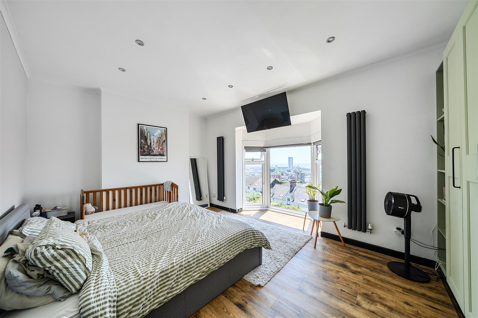 Chaddesley Terrace, Mount Pleasant, Swansea, SA1 6HB